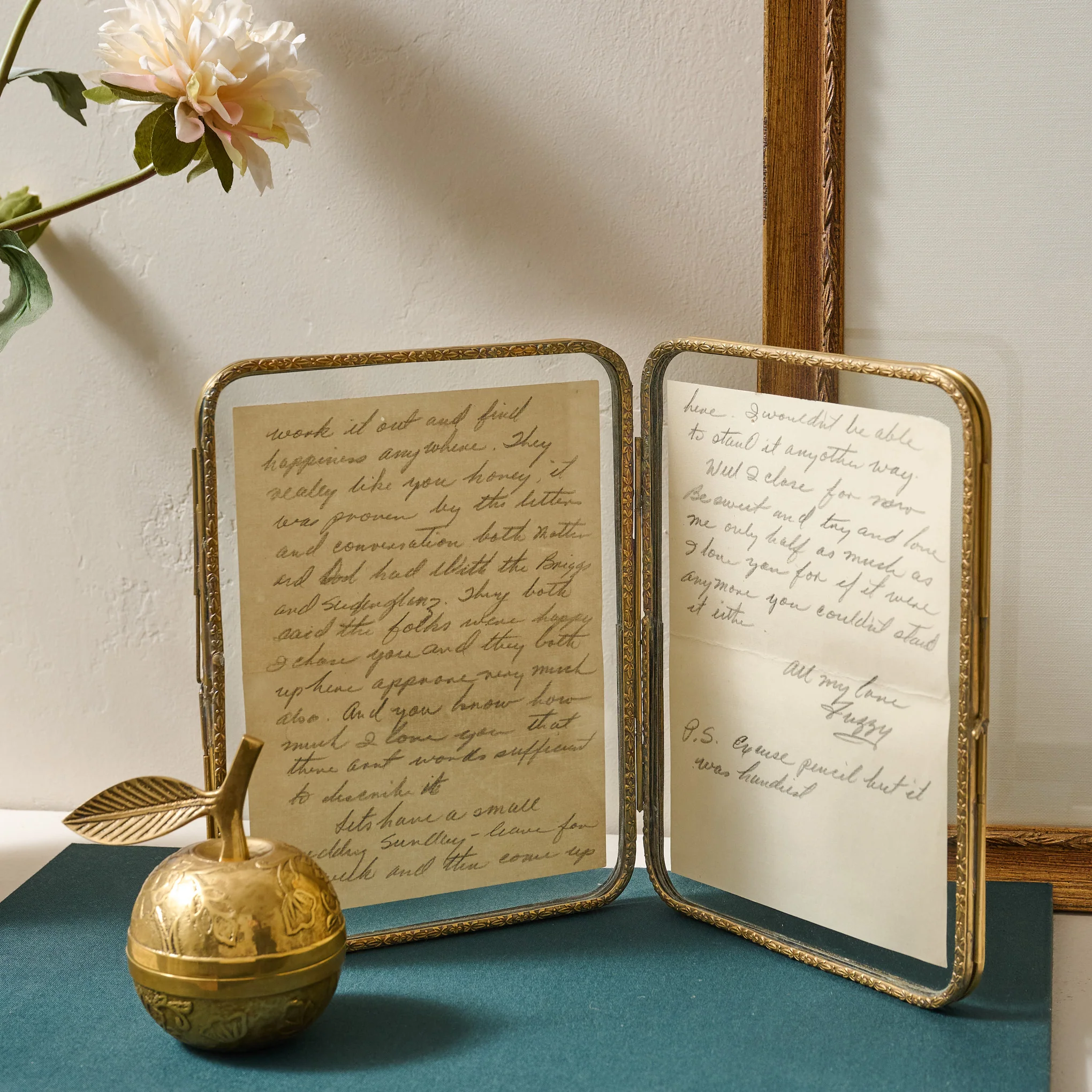 Wall Picture Frames & Photo Frames