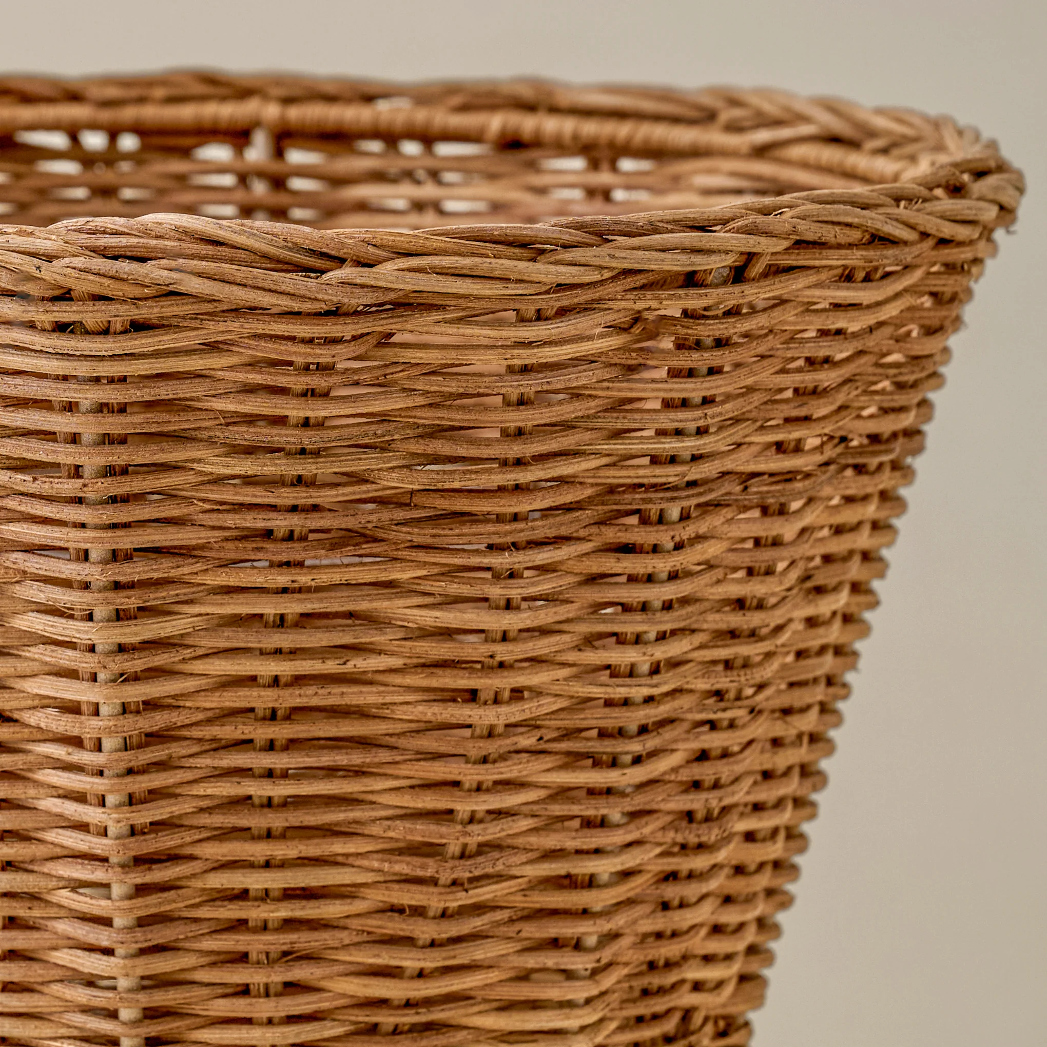 Atlas Woven Rattan Vase - Image 5