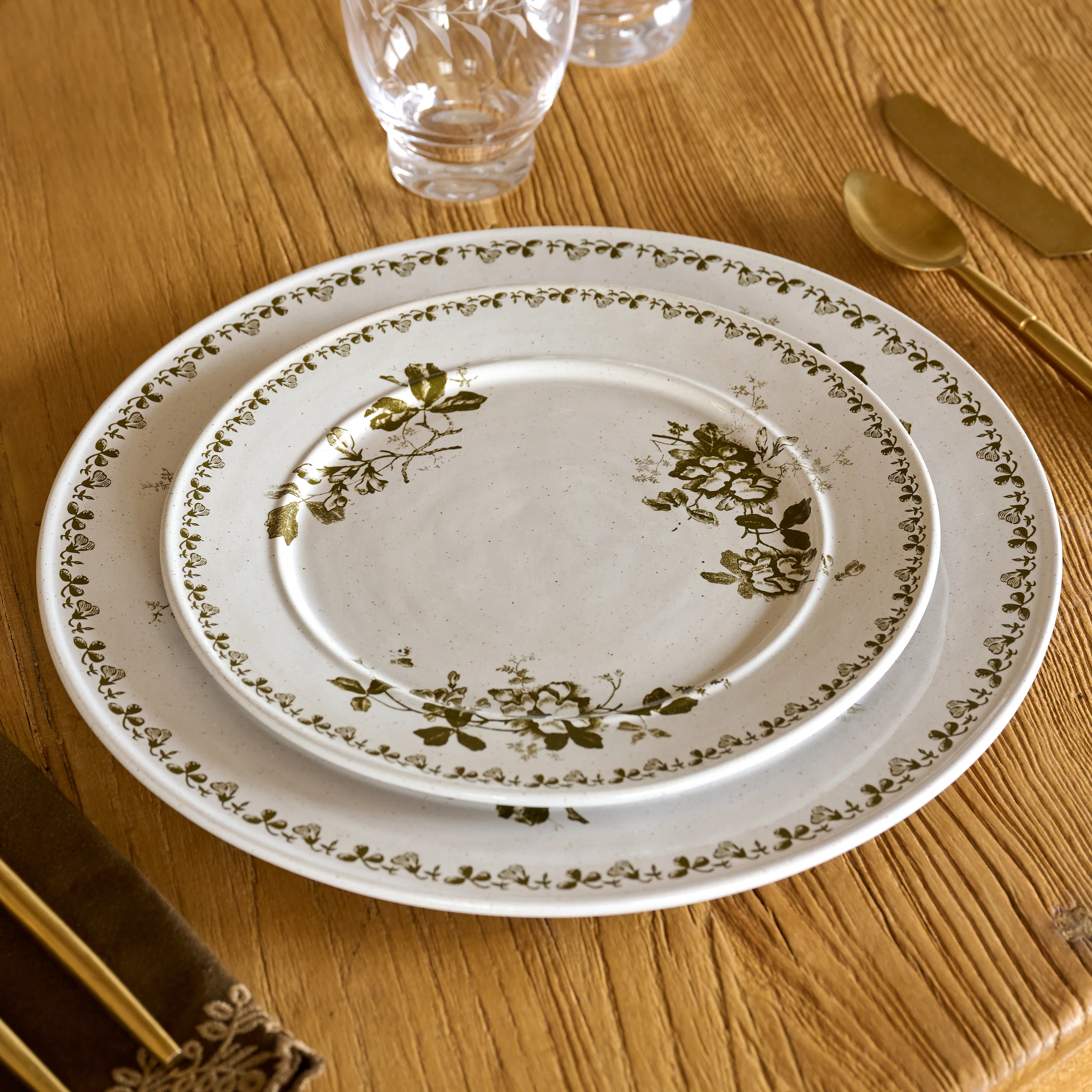 Heirloom Garden Floral Plate - Image 4