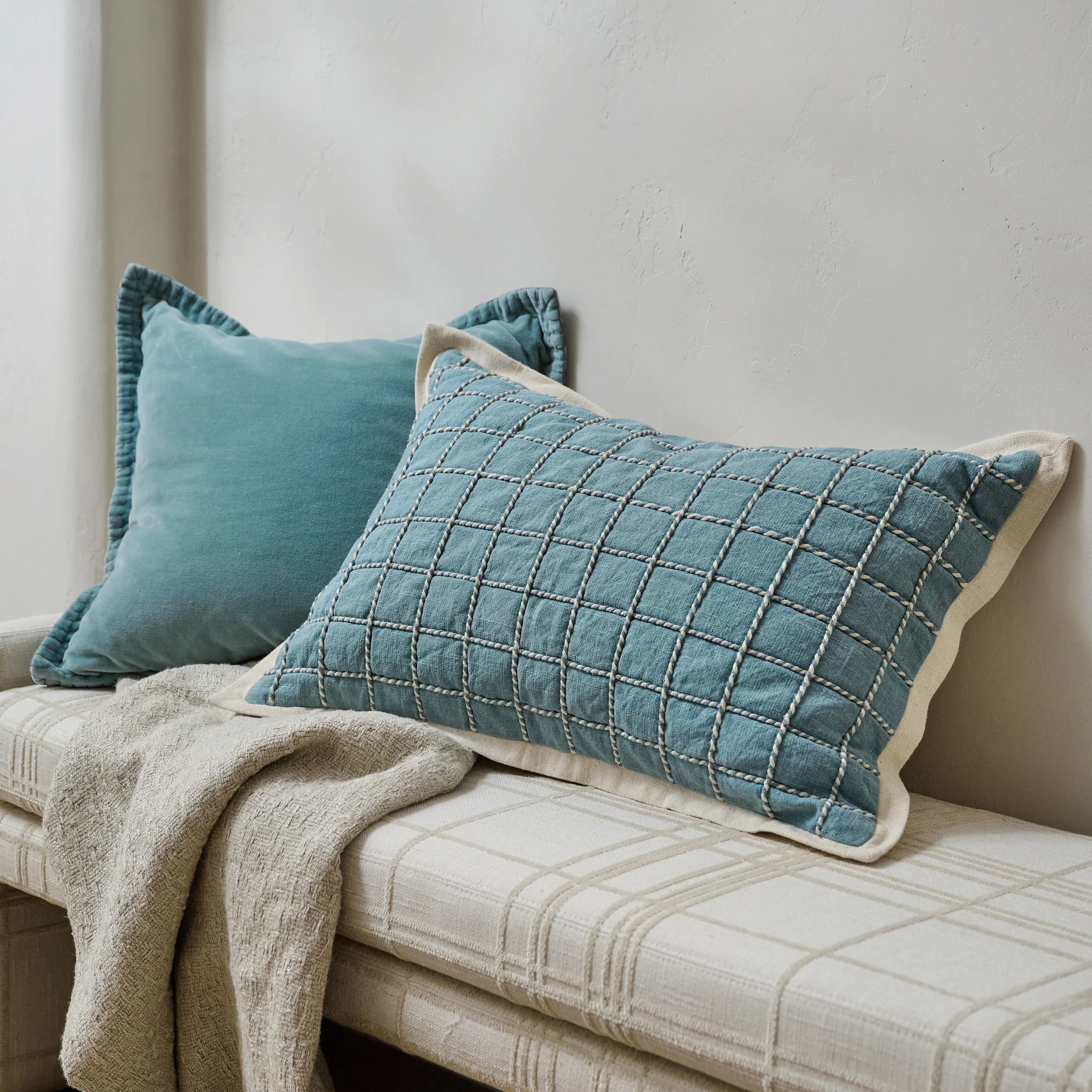 Townes Smoke Blue Velvet Pillow - Image 3